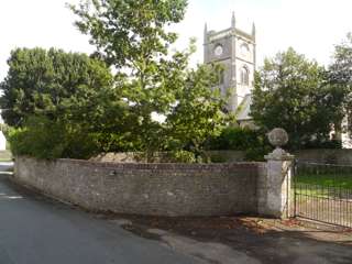 photo of St Margaret's Church burial ground