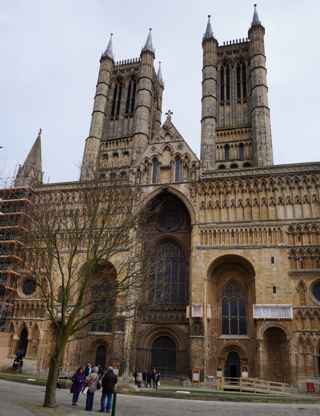 photo of Lincoln Cathedral's monuments