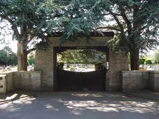 photo of Almondsbury Cemetery