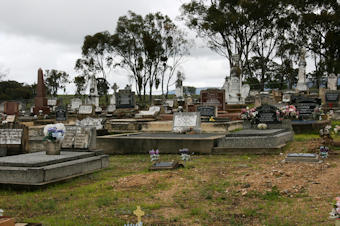 photo of Public Cemetery