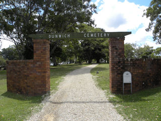 photo of Dunwich Cemetery