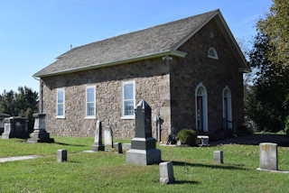 photo of Caernarvan Presbyterian's Church burial ground