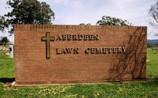 photo of Lawn Cemetery