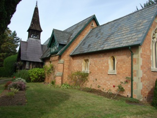 photo of St Thomas' Church burial ground