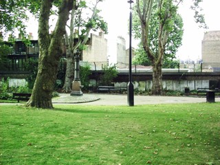 photo of St Martins Garden's Church burial ground