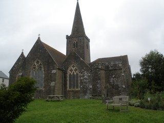 photo of St Edmund's Church burial ground