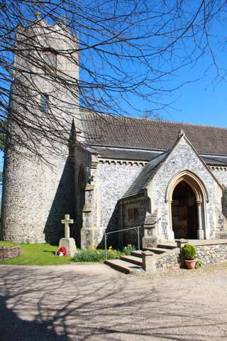 photo of St Edmund's Church burial ground