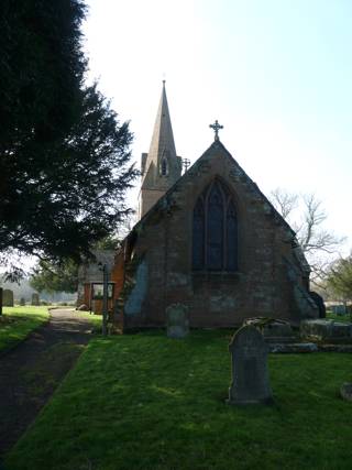 photo of St Laurence's Church burial ground