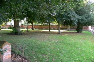 photo of Society of Friends' Church burial ground