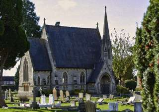 photo of Tring Road Cemetery