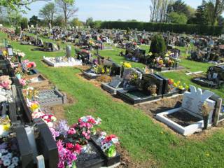 photo of Scartho Road (new section) Cemetery