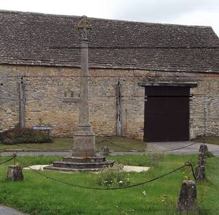 photo of War Memorial