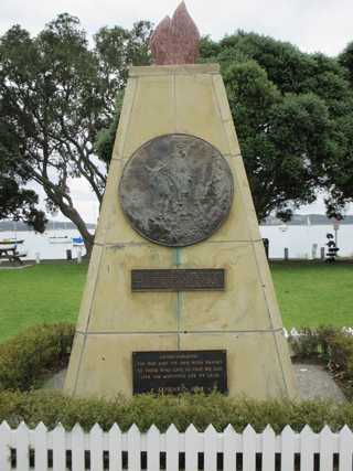 photo of War Memorial