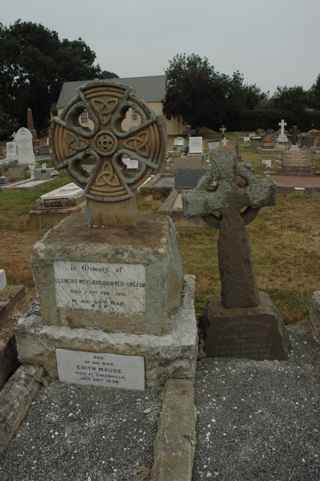 photo of All Saints' Church burial ground