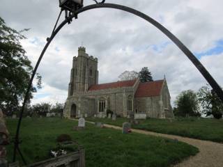 photo of St Edmund's Church burial ground