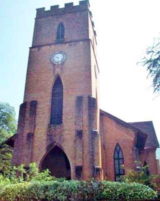 photo of St Paul's monuments