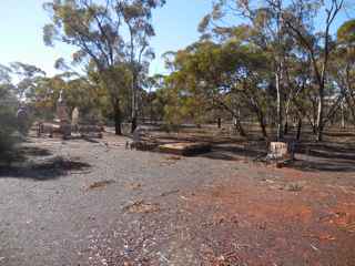 photo of Bulong-Curtin Road Cemetery