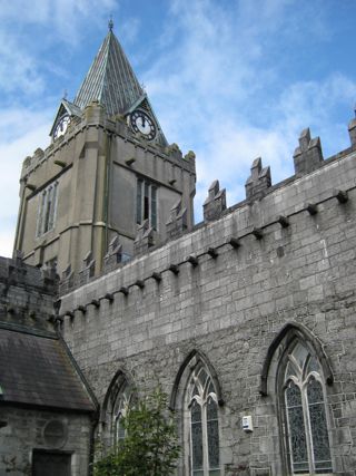 photo of St Nicholas' Church burial ground