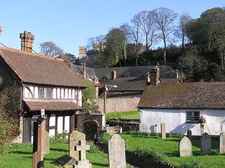 photo of Priory's Church burial ground