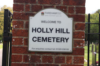photo of Holly Hill Cemetery