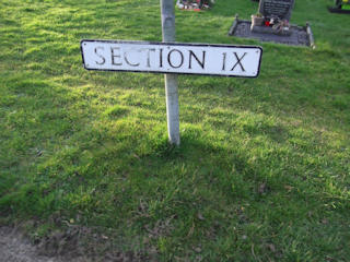 photo of Municipal (section 9) Cemetery