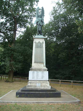 photo of WW1 War Memorial