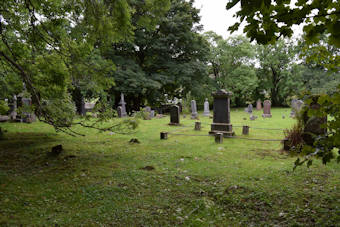 photo of Old's burial ground