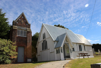 photo of Church of the Epiphany's Church burial ground