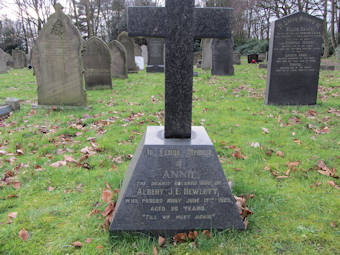 photo of Widnes (section 8U) Cemetery