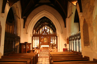 photo of St Andrew (interior)'s monuments