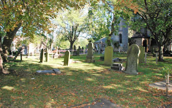 photo of St Nicholas' Church burial ground