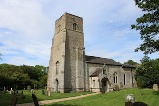 photo of St Margaret (interior)'s monuments