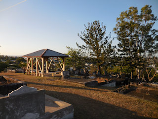 photo of Balmoral (section 17 west) Cemetery