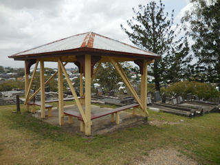 photo of Balmoral (section 17 east) Cemetery