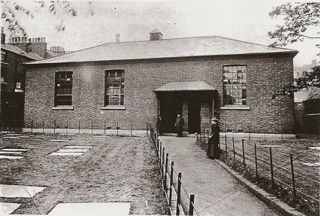 photo of Quaker House's Church burial ground