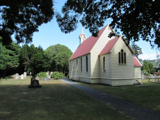 photo of Christ Church's burial ground