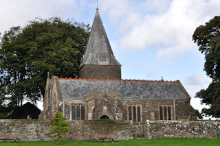 photo of St George and All Saints' Church burial ground