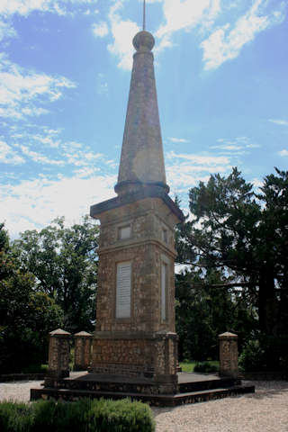 photo of War Memorial