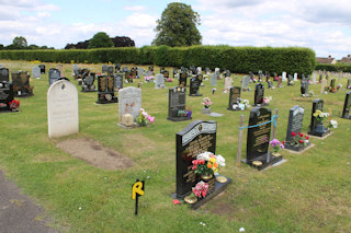 photo of London Road (section R) Cemetery