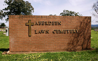 photo of Lawn Cemetery