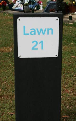 photo of Mt Gravatt (Lawn 21) Cemetery