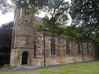 photo of St Leonard (interior)'s monuments