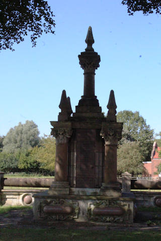 photo of War Memorial