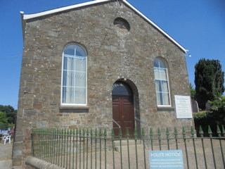 photo of AllerBridge Chapel's burial ground