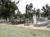 Public Cemetery, Wunghnu