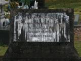 image of grave number 745947