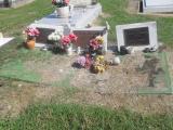 image of grave number 307886