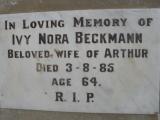 image of grave number 310630