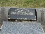 image of grave number 909742