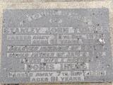 image of grave number 895610